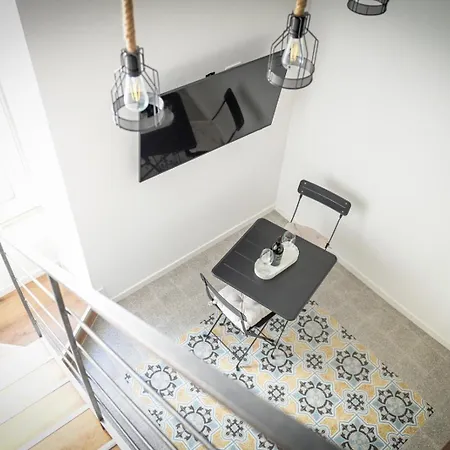 Raffaella Paola Apartamento